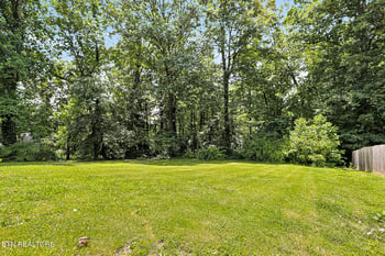 1719 Woodhaven Dr, Knoxville, TN 37914