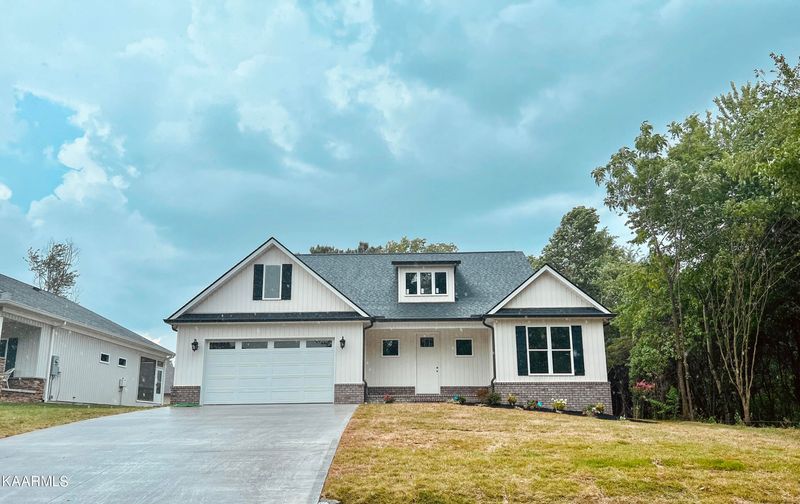 172 Elokwa Way, Loudon, TN 37774