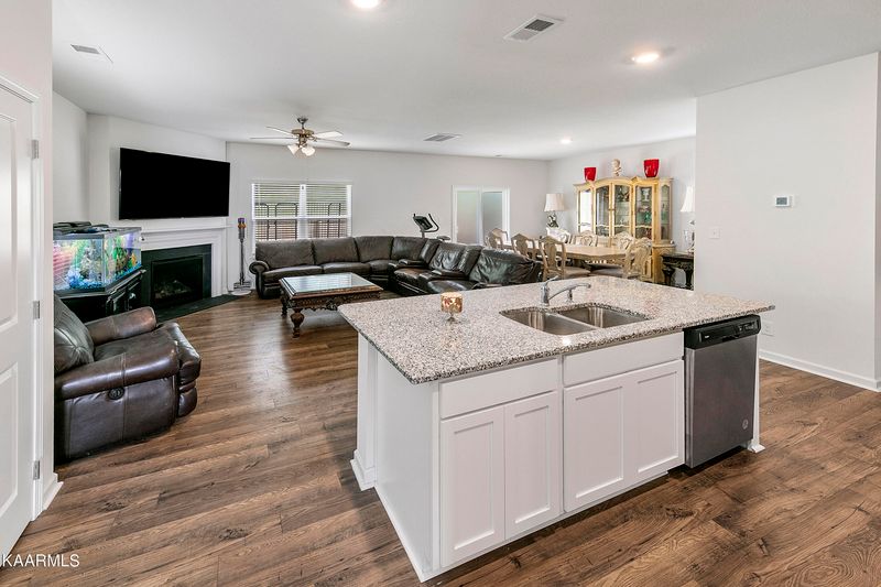 172 Ibis Loop, Oak Ridge, TN 37830