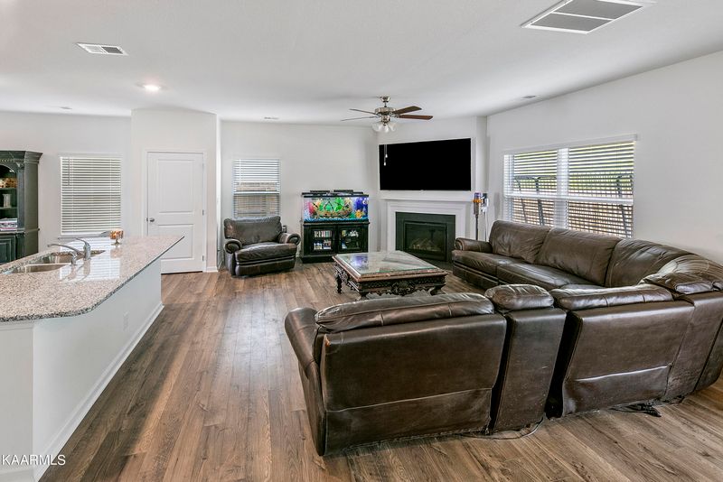 172 Ibis Loop, Oak Ridge, TN 37830