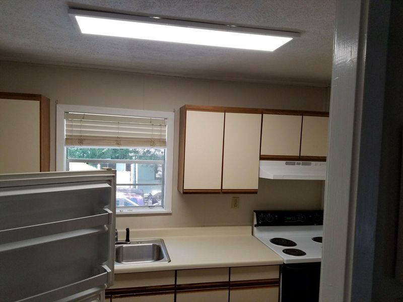 172 Outer Dr, Oak Ridge, TN 37830