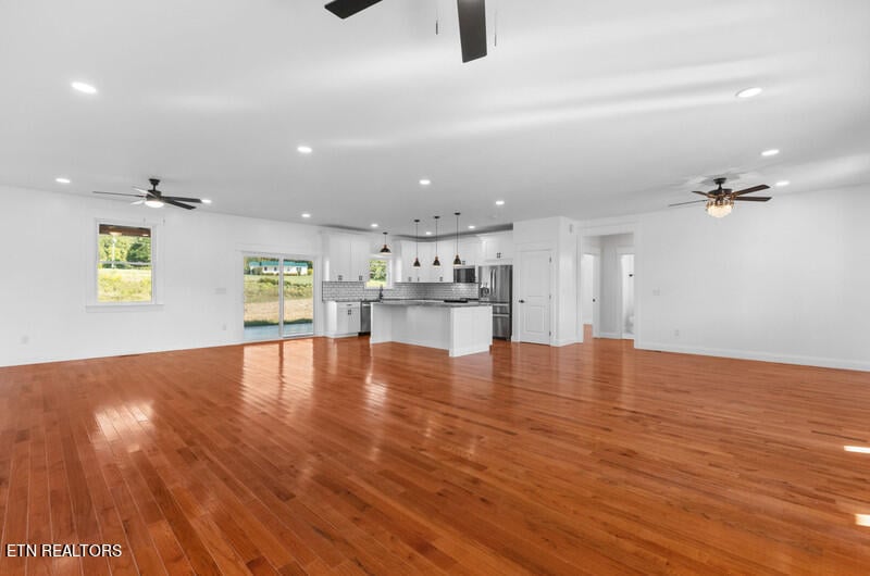 172 Shields Crossing Dr, Bean Station, TN 37708