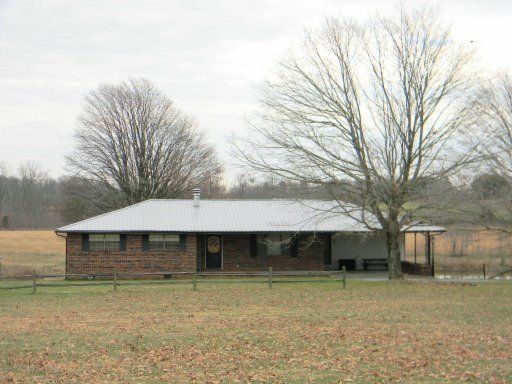 172 Tom Welch Rd, Crossville, TN 38571