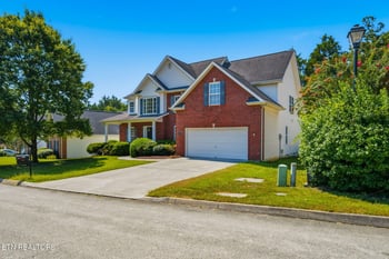 1721 Bombay Ln, Knoxville, TN 37932