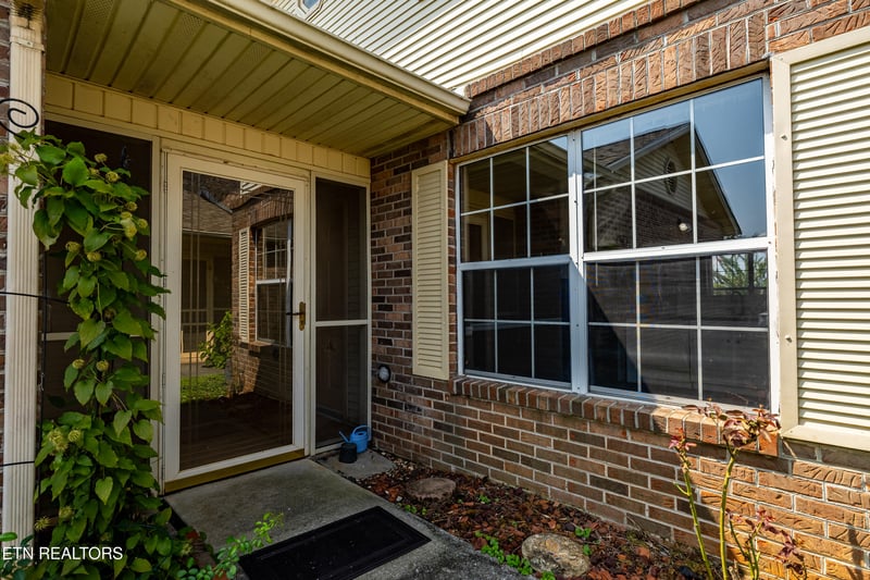 1722 Colony Square Dr, Maryville, TN 37801