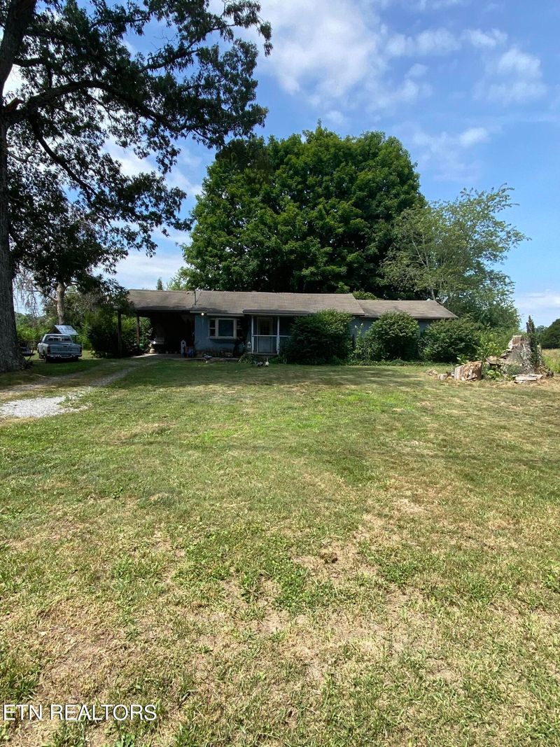 1722 Leffle Webb Rd, Crossville, TN 38572