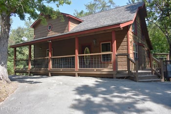 1722 Scenic Woods Way, Sevierville, TN 37876