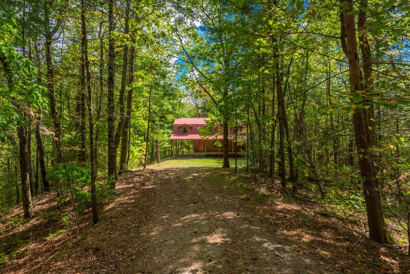 1723 Mount Pleasant Rd, Vonore, TN 37885