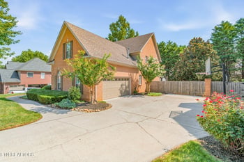 1724 Evening Shade Ln, Knoxville, TN 37919