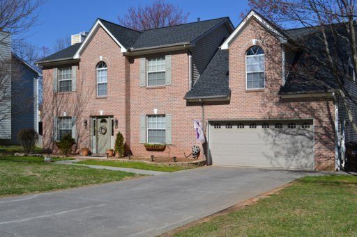 1724 Summer Spring Blvd, Knoxville, TN 37931