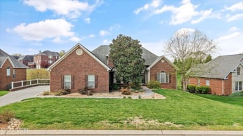 1725 Burnside Dr, Maryville, TN 37801