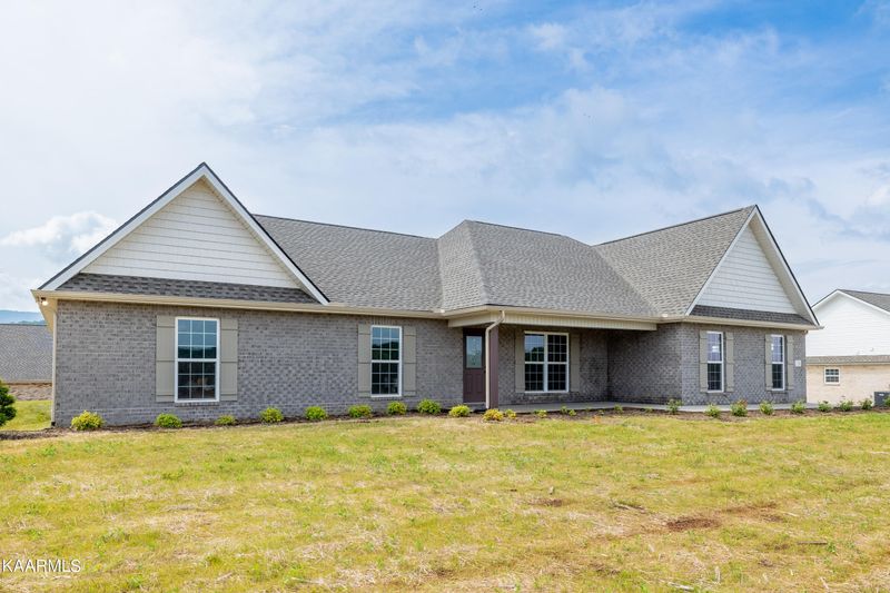 1726 Millstone Dr, Maryville, TN 37803
