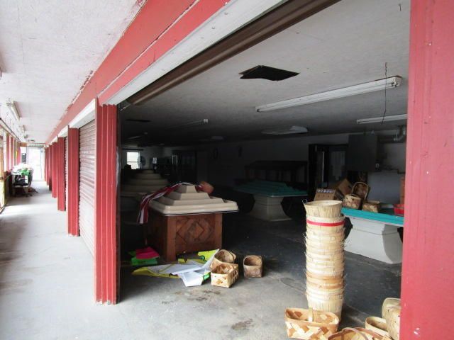 1726 Oak Ridge Hwy, Clinton, TN 37716