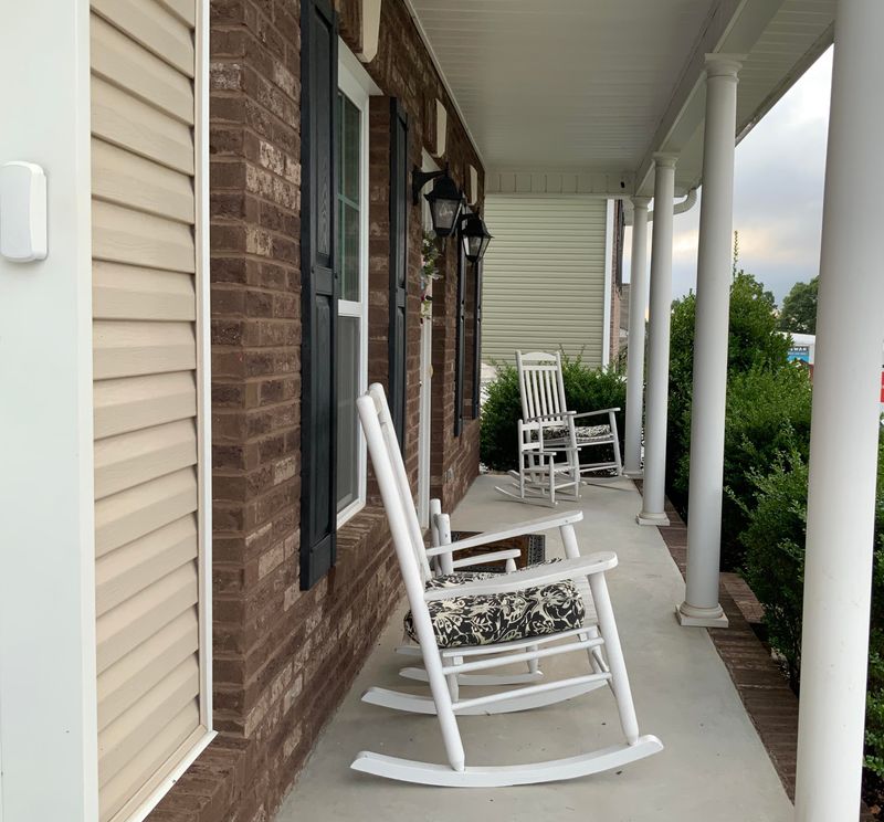 1727 Thebes Ln, Powell, TN 37849