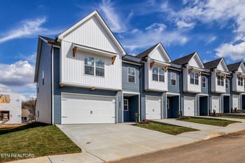 1728 Lateglow Way, Knoxville, TN 37931