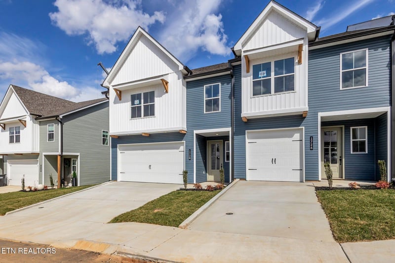 1728 Lateglow Way, Knoxville, TN 37931