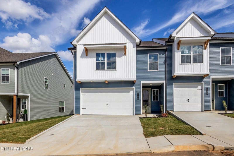 1728 Lateglow Way, Knoxville, TN 37931