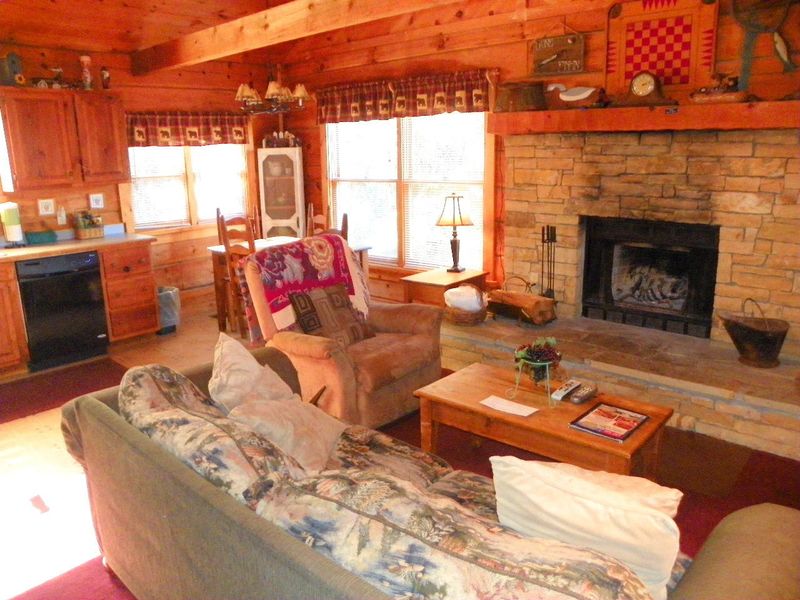 1728 Ridgecrest Dr, Sevierville, TN 37876