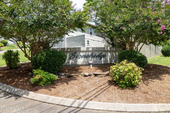 1728 Stone Hedge Dr, Knoxville, TN 37909