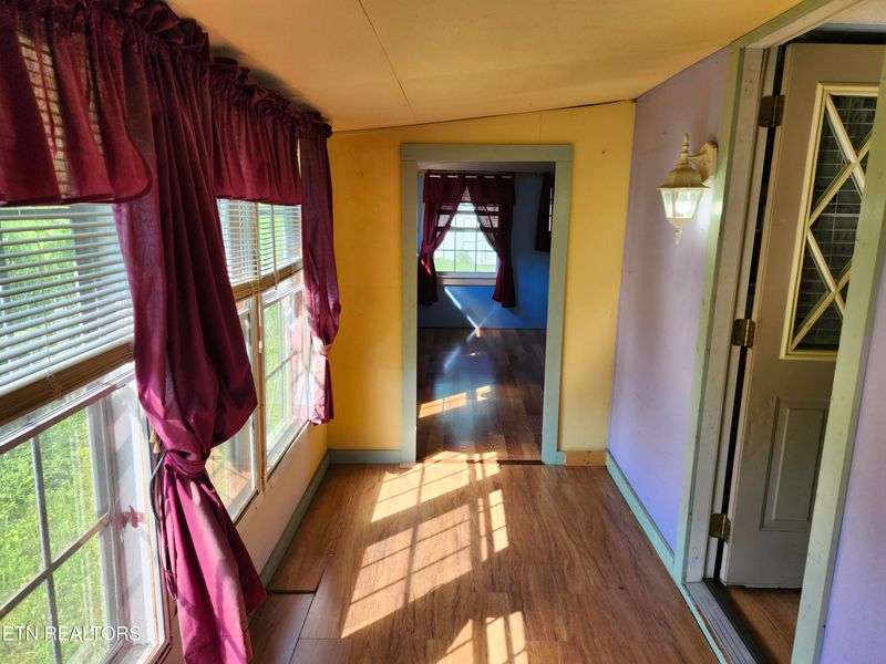 1728 Sulphur Springs Rd, Clinton, TN 37716