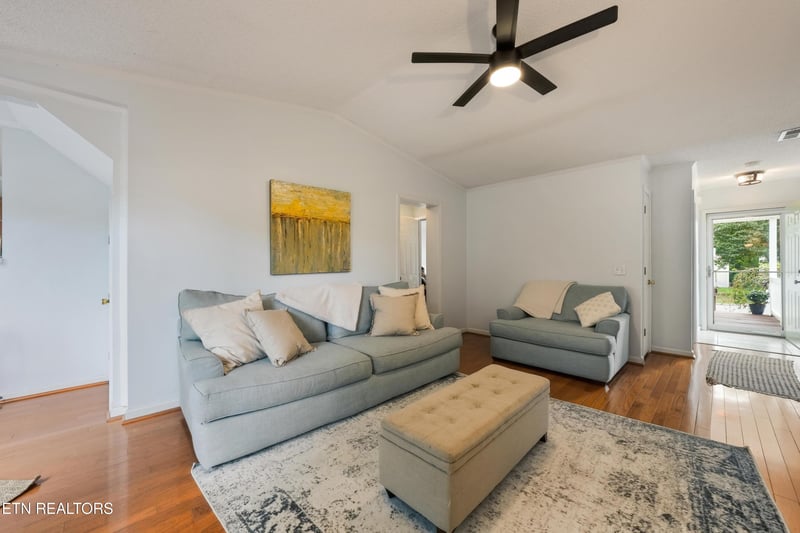 1729 Delmonte Way, Knoxville, TN 37932