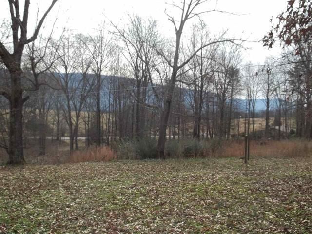173 Co Rd 892, Etowah, TN 37331