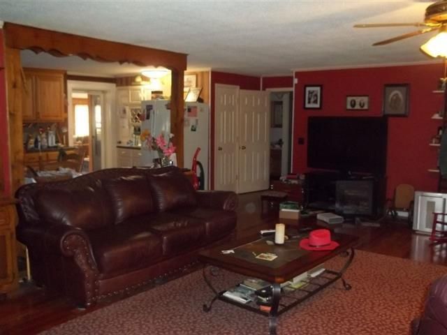 173 Co Rd 892, Etowah, TN 37331