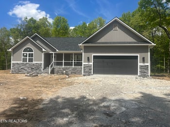173 Divide Tr, Monterey, TN 38574