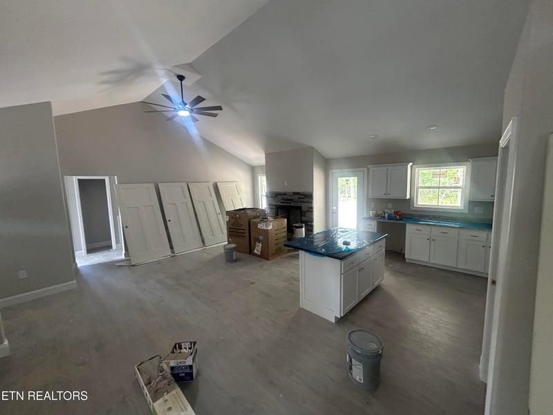 173 Divide Tr, Monterey, TN 38574
