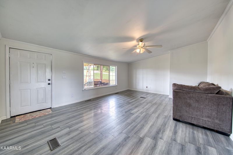 173 Hill Loop, Madisonville, TN 37354