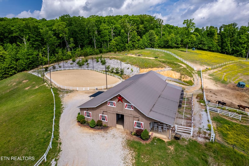 173 Howard Rd, Loudon, TN 37774