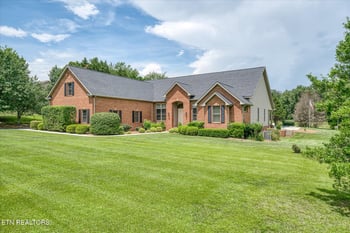 173 Myra Dr, Crossville, TN 38572