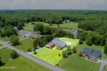 173 Myra Dr, Crossville, TN 38572