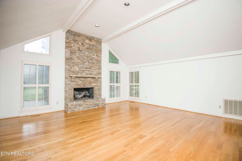 1730 Curie St, Alcoa, TN 37701