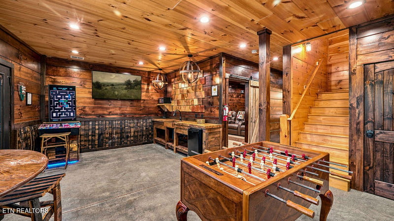 1730 Elk Springs Way, Gatlinburg, TN 37738