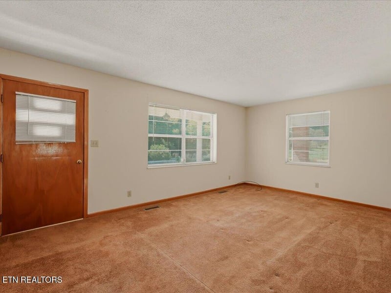 1730 Fernwood Church Rd, Morristown, TN 37813
