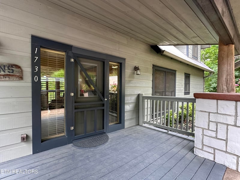 1730 Ridge Rd, Caryville, TN 37714