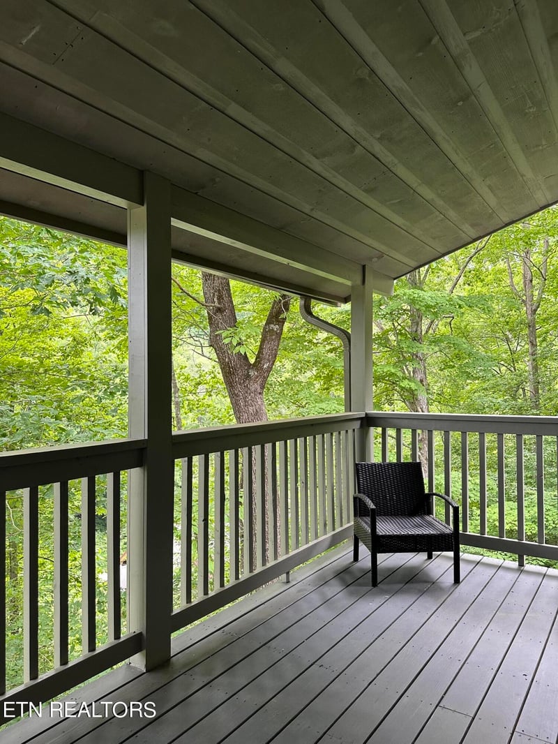 1730 Ridge Rd, Caryville, TN 37714