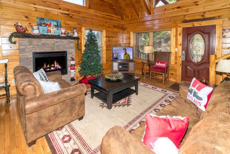 1730 Summit View Way, Sevierville, TN 37862
