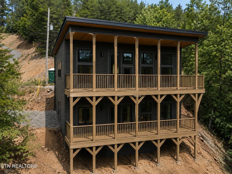 1731 Bluff Ridge Rd, Sevierville, TN 37876