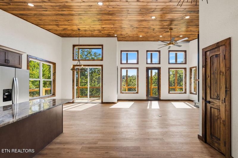 1731 Bluff Ridge Rd, Sevierville, TN 37876