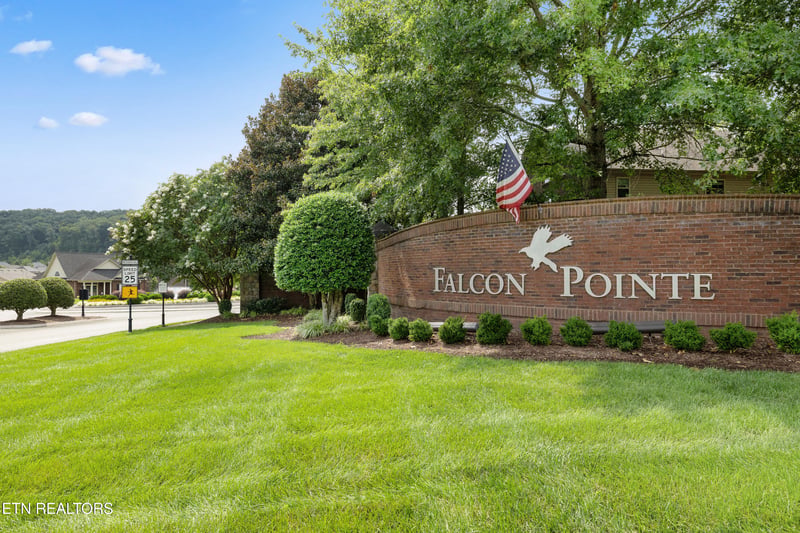 1731 Sawgrass Rd, Knoxville, TN 37922