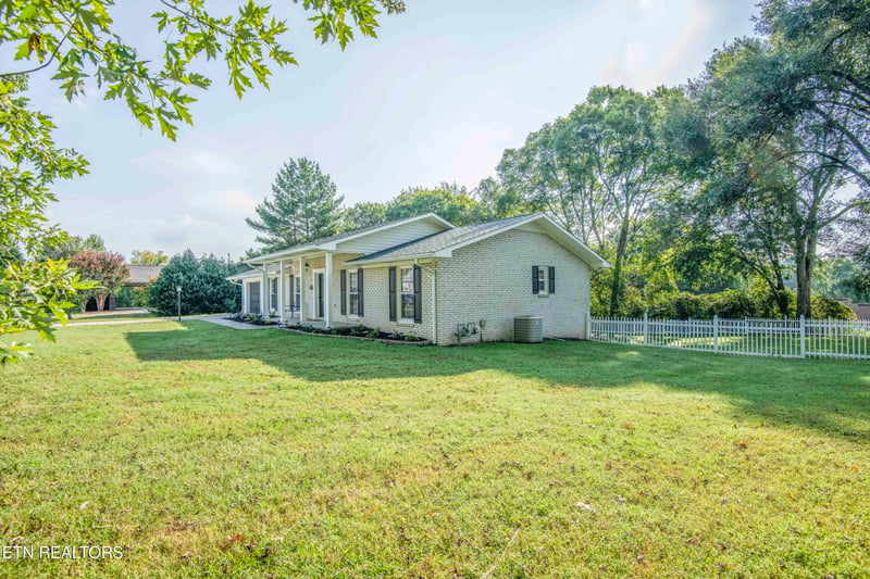 1732 Leconte Dr #1732, Maryville, TN 37803