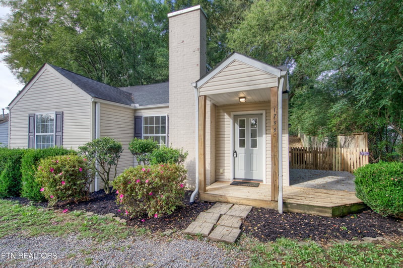 1733 Dalton St, Alcoa, TN 37701