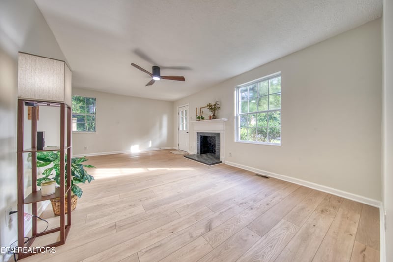 1733 Dalton St, Alcoa, TN 37701