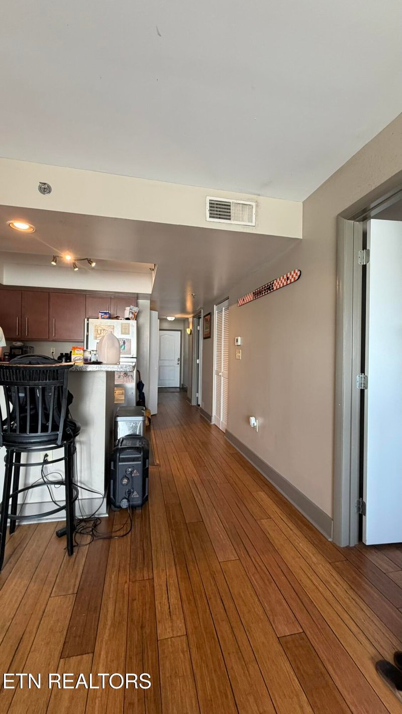 1735 Lake Ave #1004, Knoxville, TN 37916