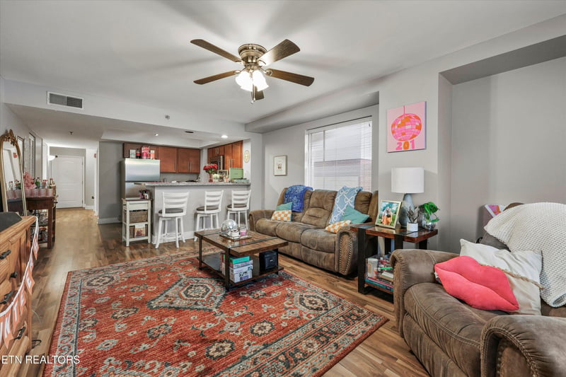 1735 Lake Ave #201, Knoxville, TN 37916