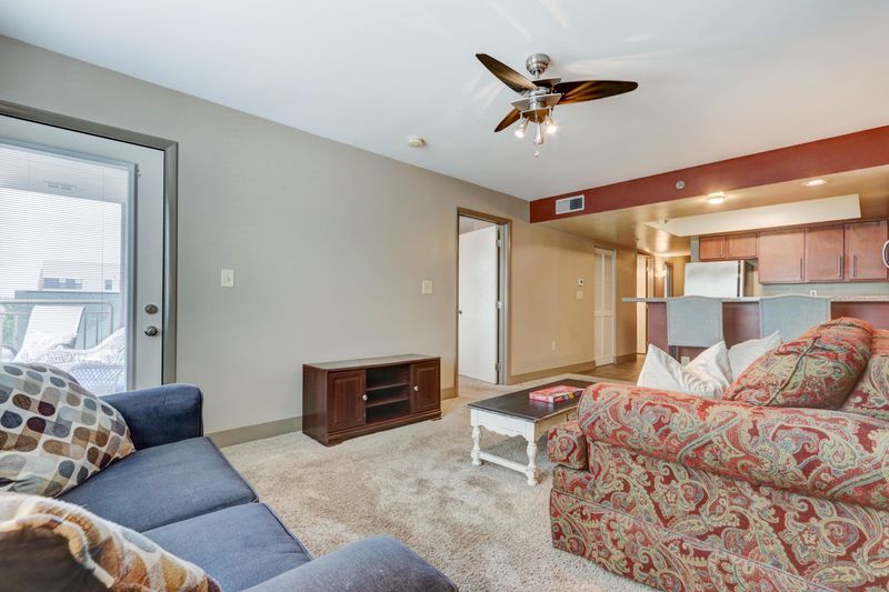 1735 Lake Ave #APT 103, Knoxville, TN 37916