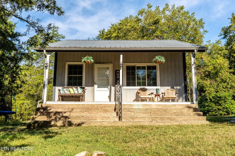 1735 Mccarty Rd, Knoxville, TN 37914