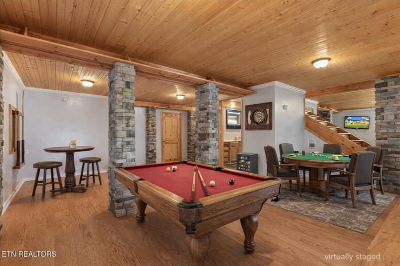 1736 Rafter Rd, Tellico Plains, TN 37385